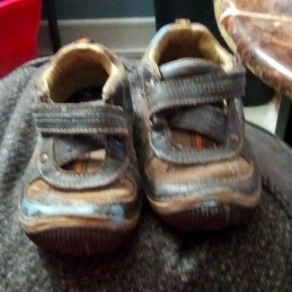Kids shoes